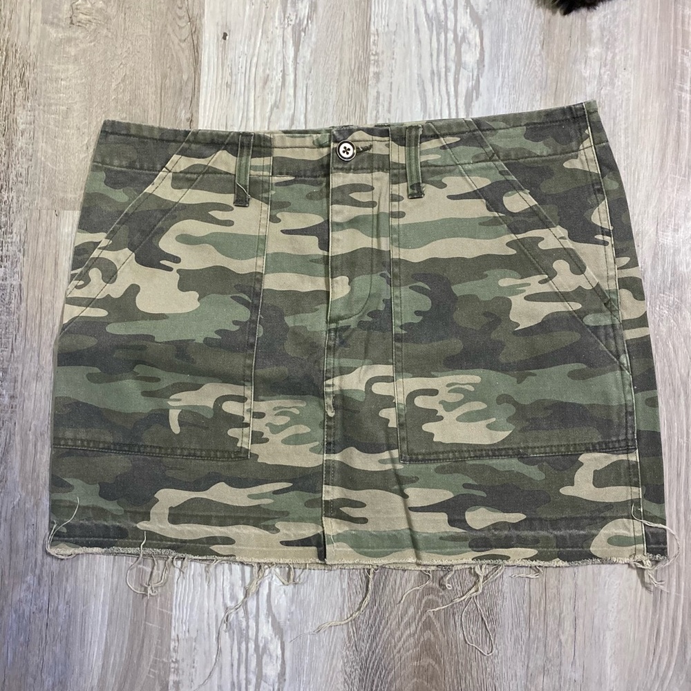 Camo Sanctuary mini skirt
